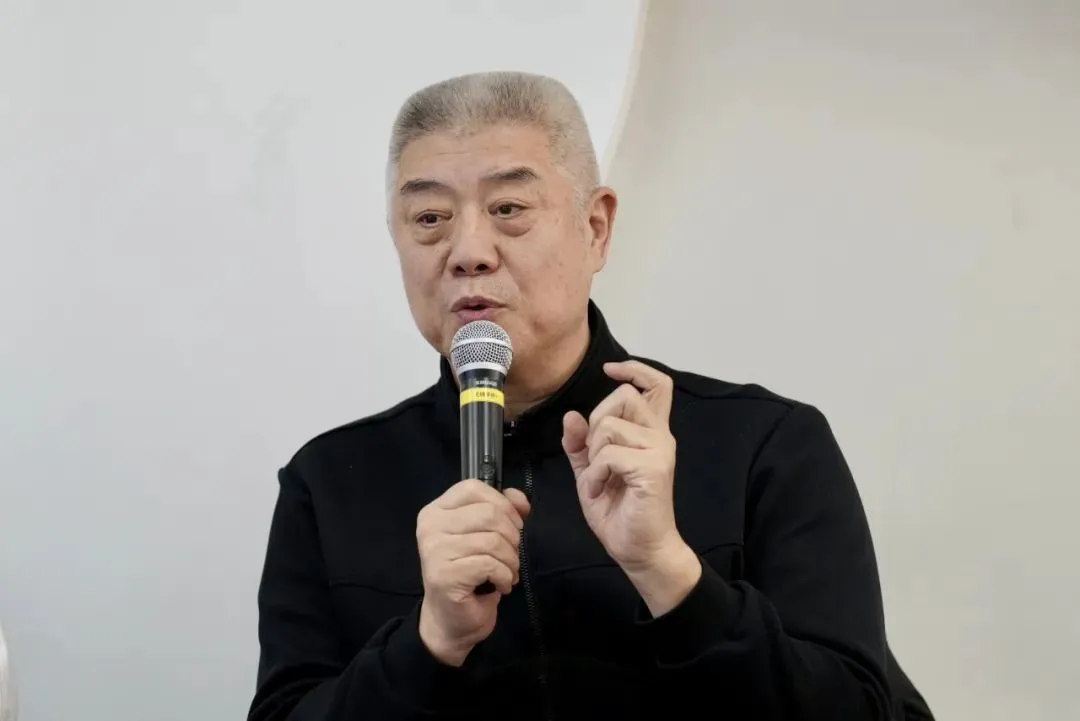 新手篮球玩家必备的综合训练指南_0